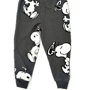 Peanuts Snoopy Joggers Kids 3T Ships next day .